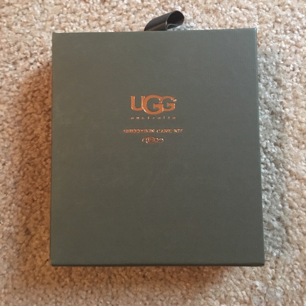 Ugg Sheepskin Care Kit